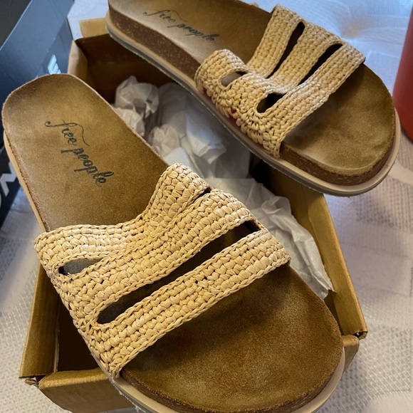 Free People Crete Cream Footbed Sandals with red accents - Picture 3 of 6